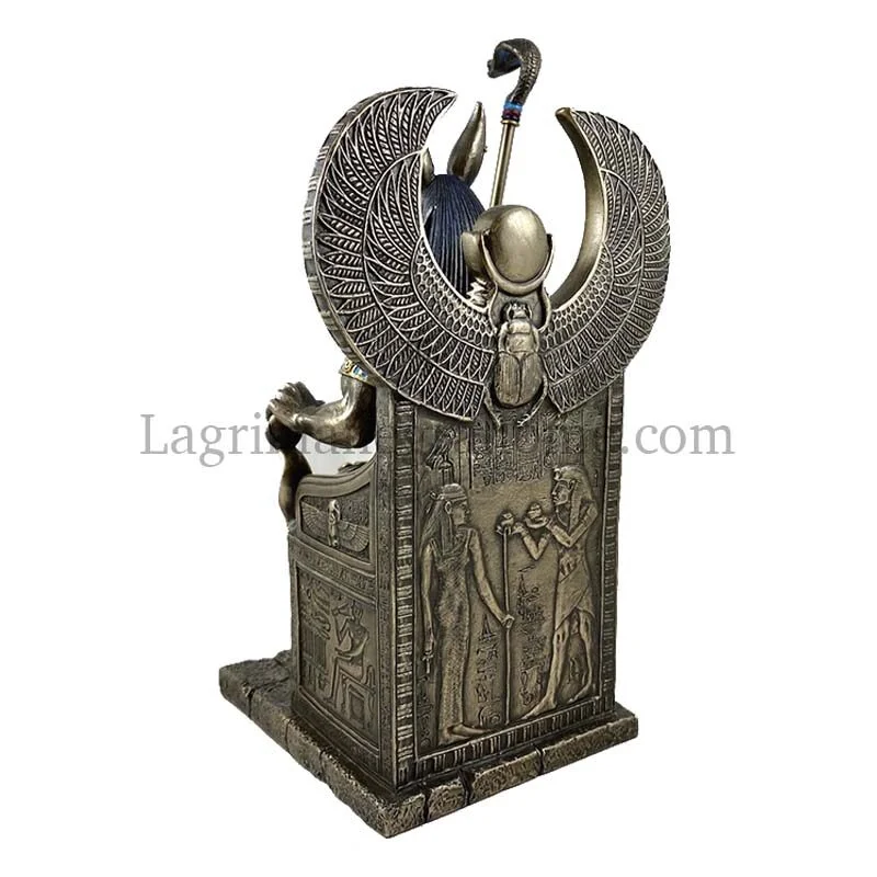 Detalle trasero figura dios Anubis en trono