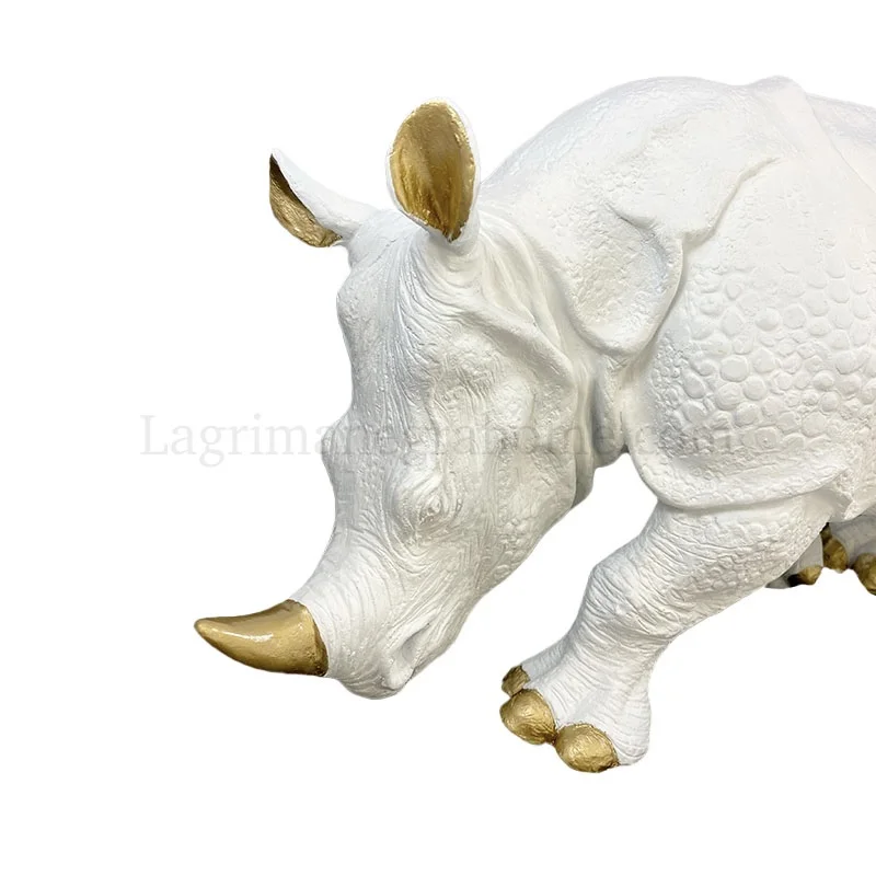 Detalle Figura Rinoceronte Blanco