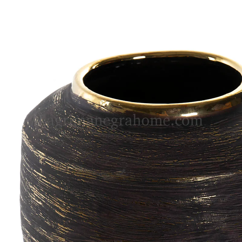 Jarrón dorado cerámica Enigma 36cm detalle