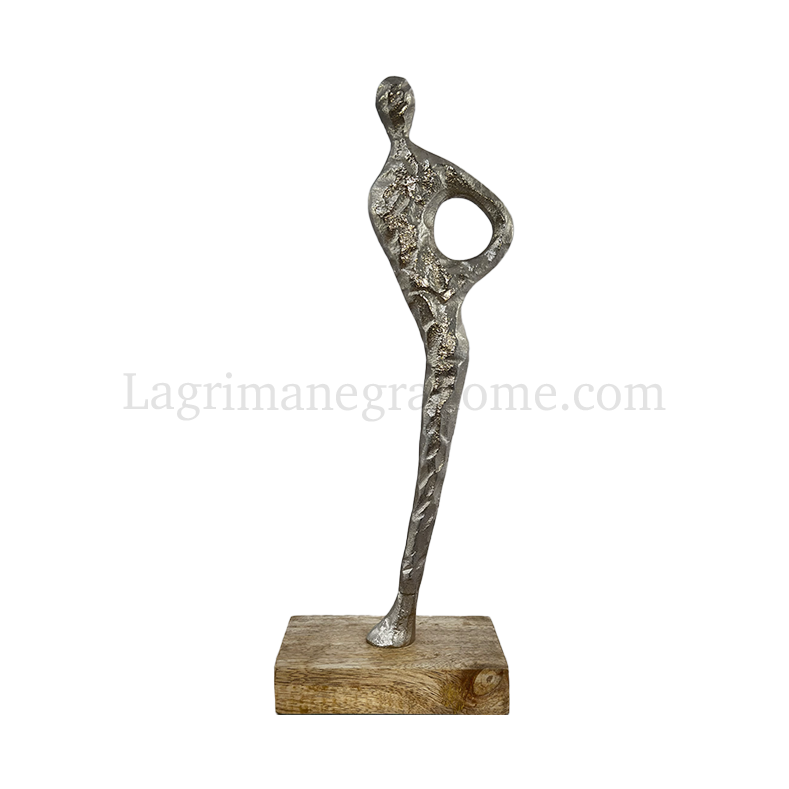 Escultura hombre aluminio